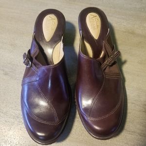 Clarks Artisan Collection Brown Clogs, 10
